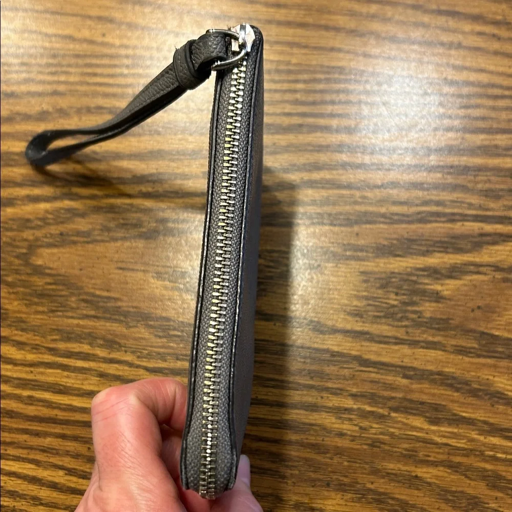 Coach Corner Zip Wristlet Pebble Gray